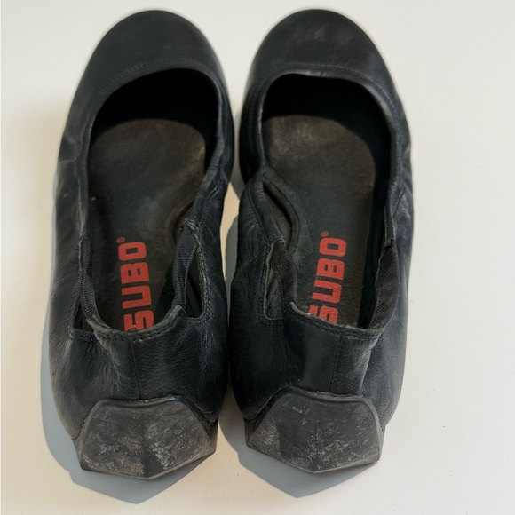 TSUBO Women's Black LEATHER Ballet Flats Size 8 - Picture 3 of 8